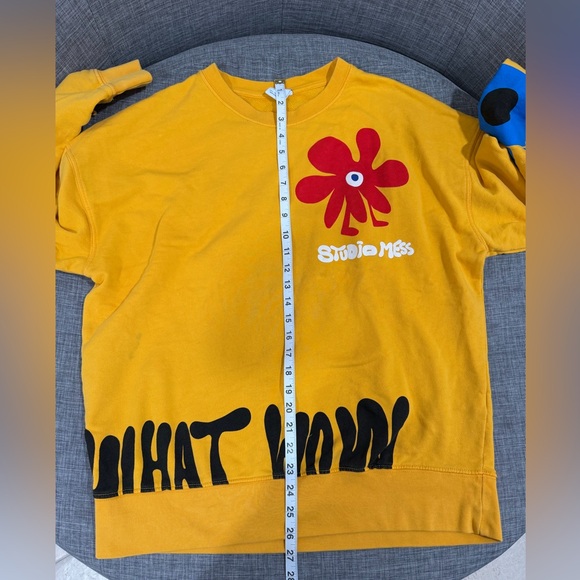 Zara Yellow Graphic Crewneck Sweater - Picture 9 of 12